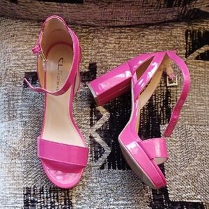 CL by Laundry Fuchsia Block Heel Sandals - Size 8.5